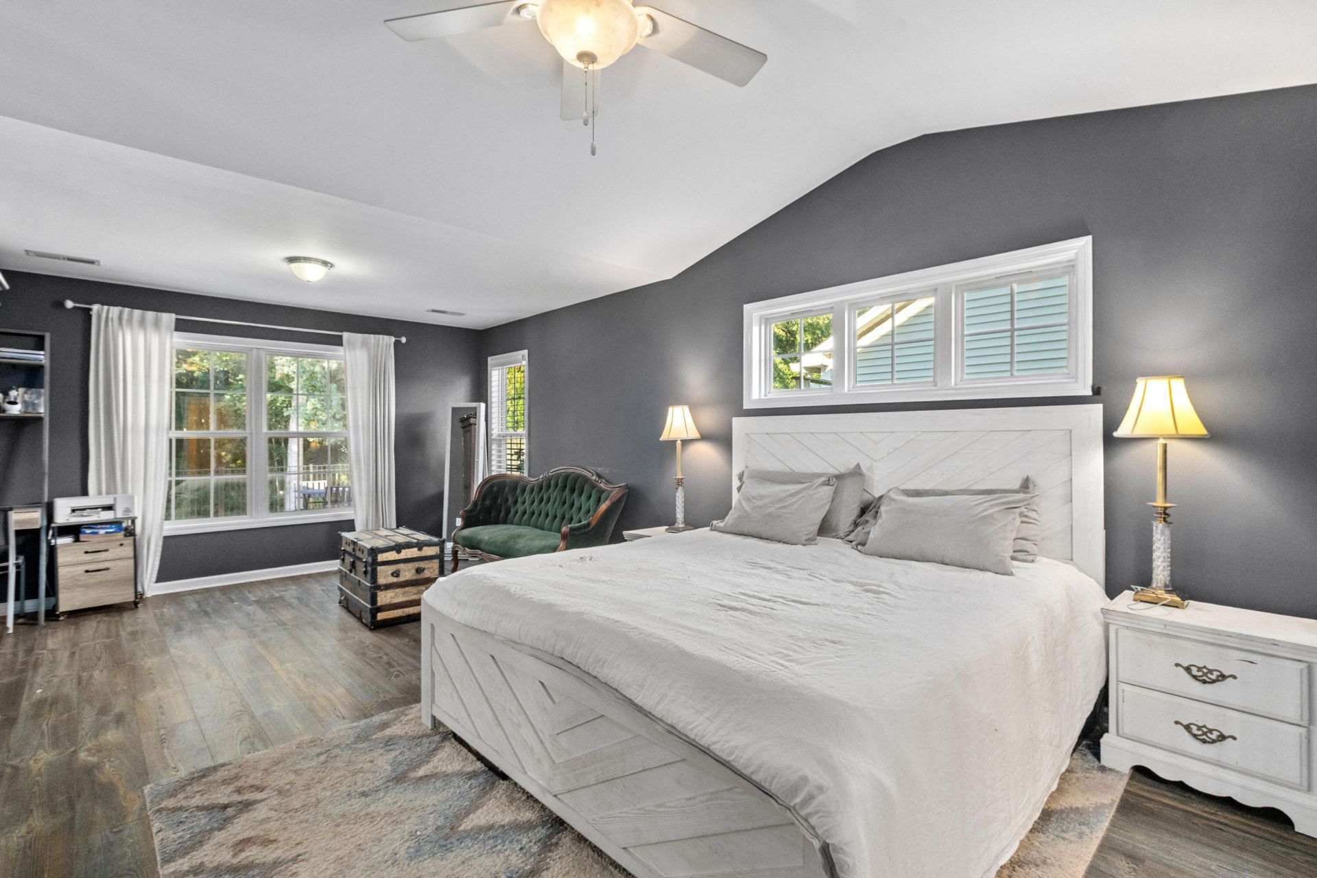 1572 Wellesley Circle Photo 16
