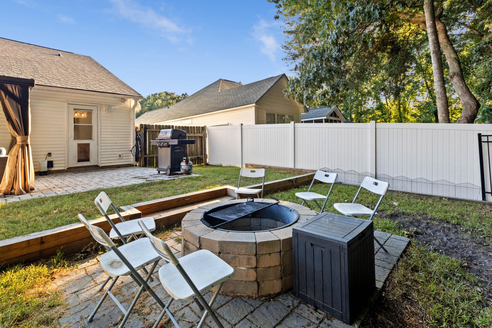 1572 Wellesley Circle Photo 43