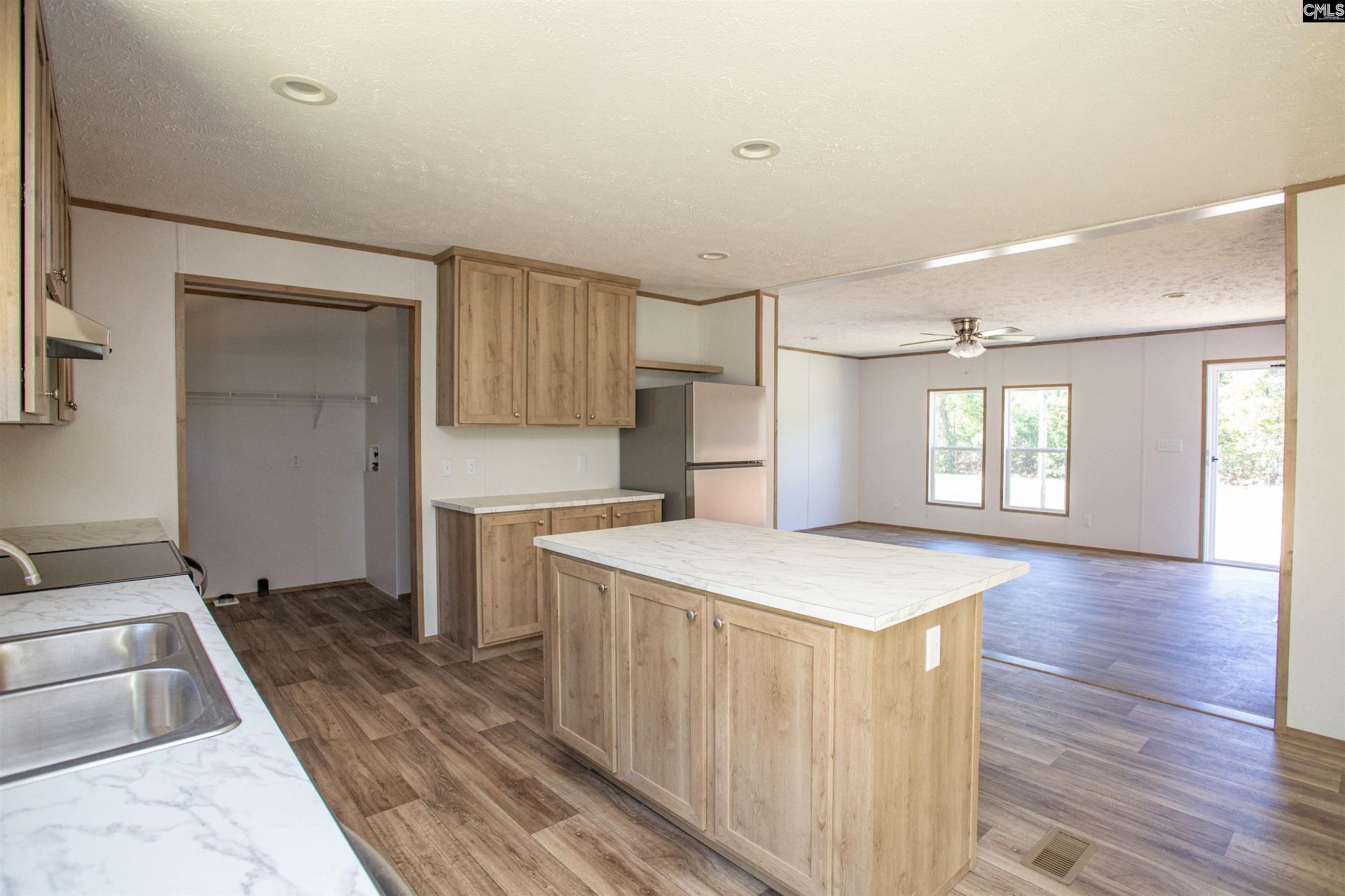 1404 Mount Zion Road Photo 12