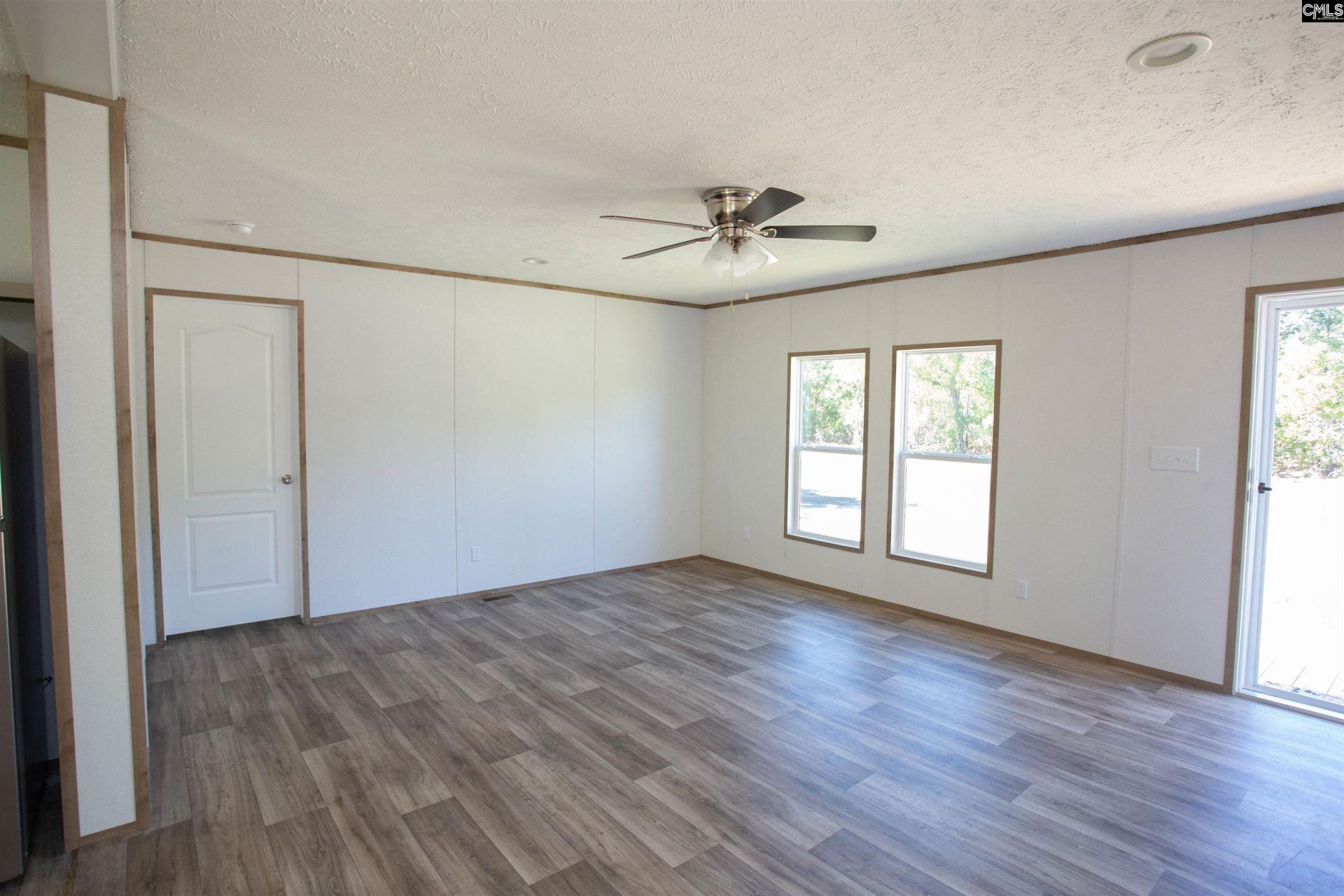 1404 Mount Zion Road Photo 6
