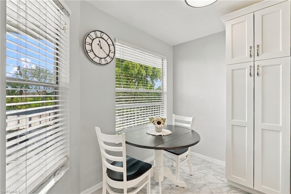 360 Horse Creek Dr, Unit 207, Naples, FL 34110 Photo