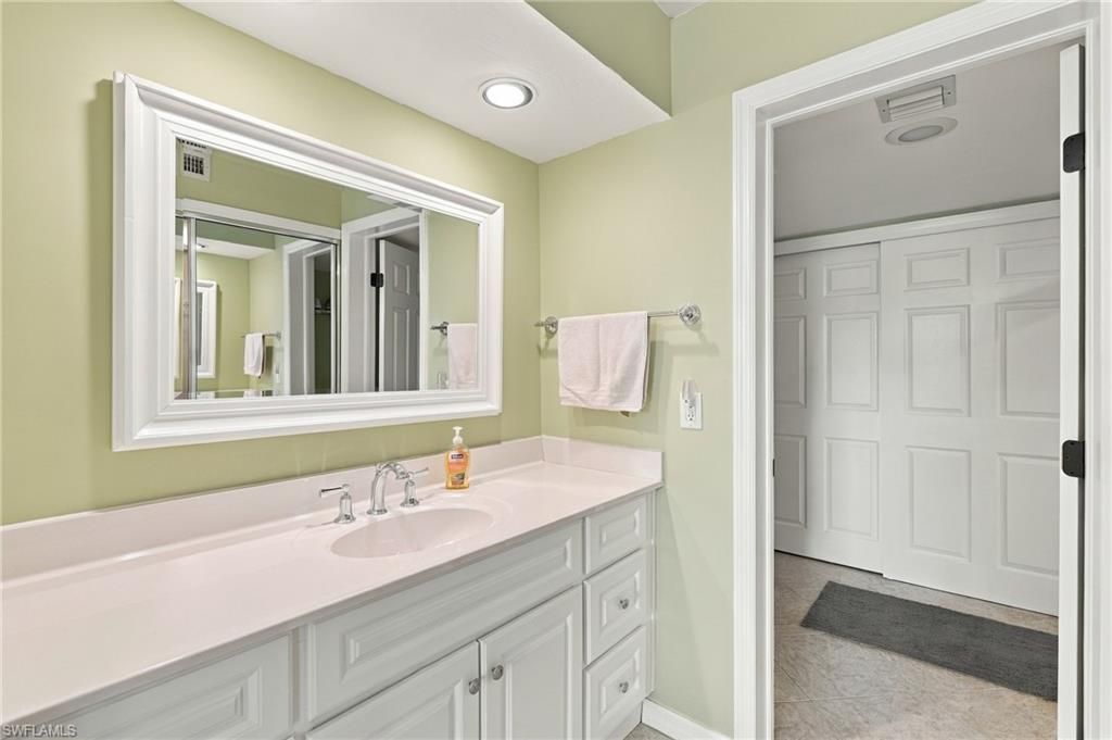 360 Horse Creek Dr, Unit 207, Naples, FL 34110 Photo