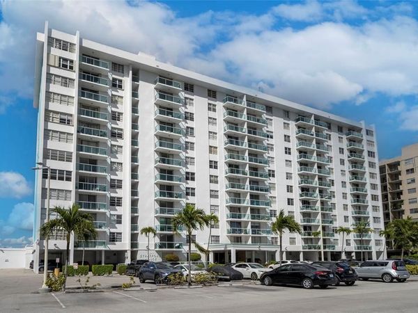 2841 NE 163RD Street, Unit 411, North Miami Beach, FL 33160