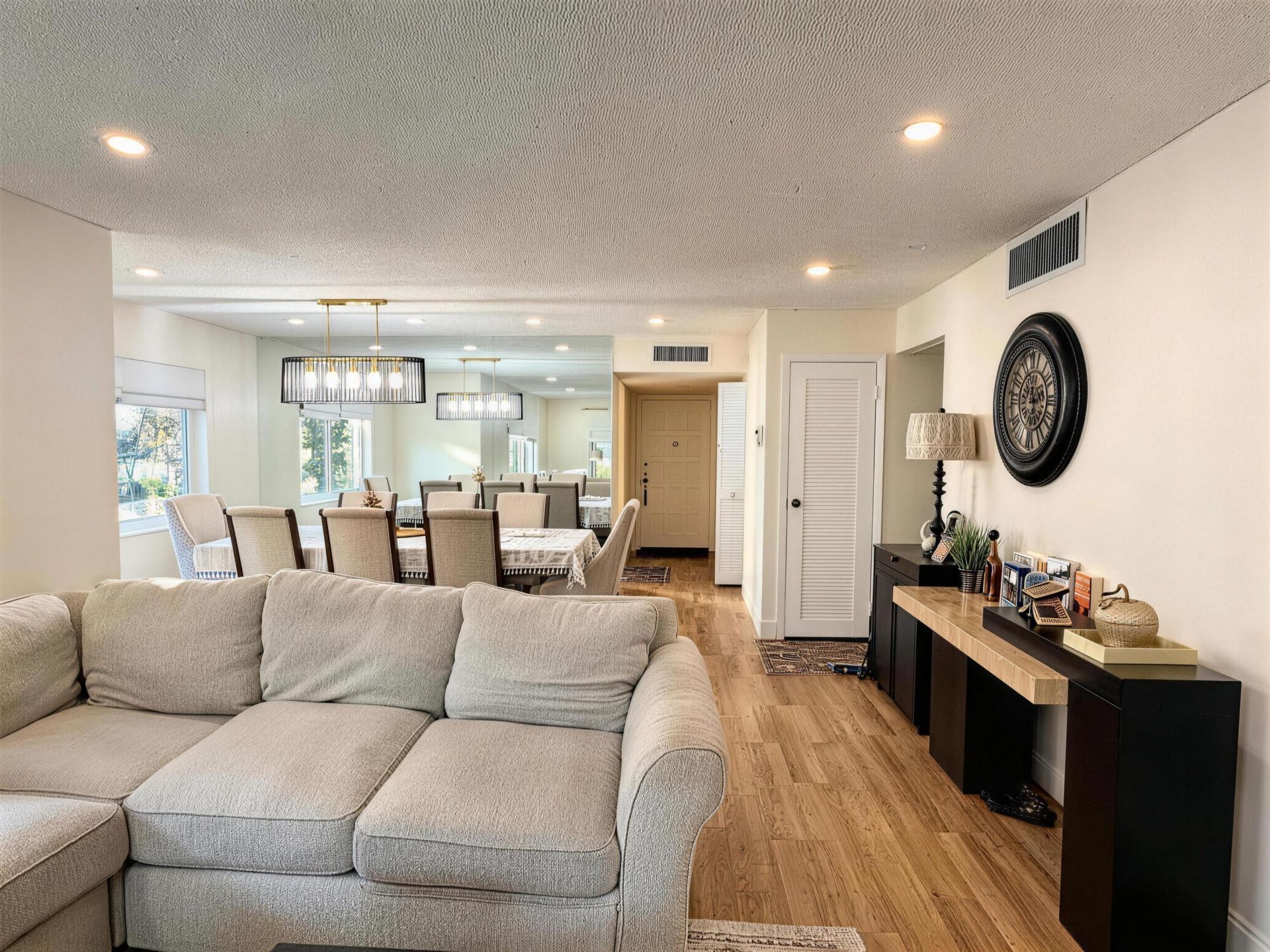 6260 S Falls Cir Drive, Unit 201, Lauderhill, FL 33319 Photo