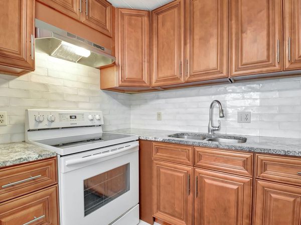 400 Village Green Circle W, Unit 212, Palm Springs, FL 33461