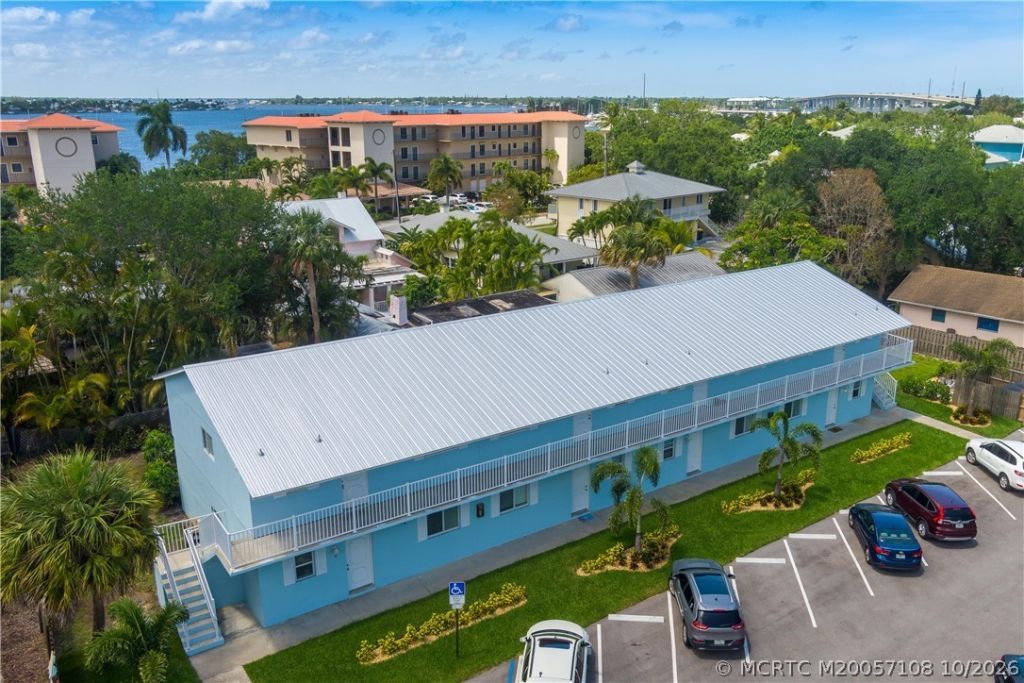 644 SW Cleveland Avenue , Unit 6, Stuart, FL 34994 Photo