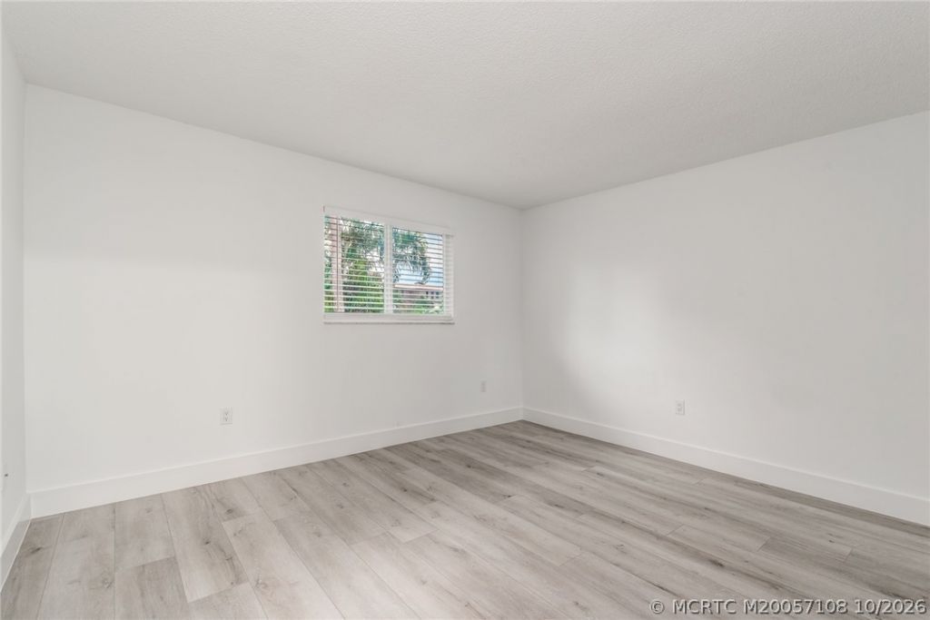 644 SW Cleveland Avenue , Unit 6, Stuart, FL 34994 Photo