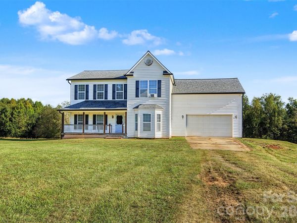 318 Huie Road , Olin, NC 28660