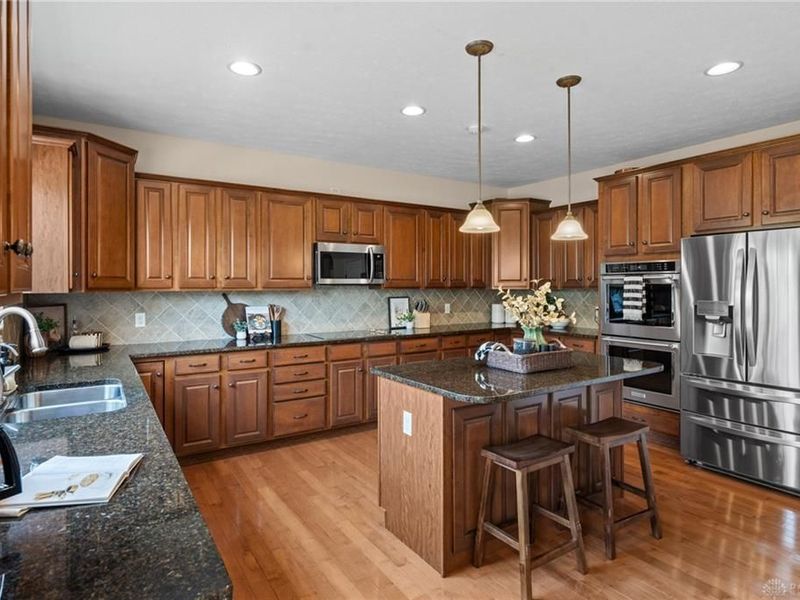 11016 Cobble Brook Drive, Centerville, OH 45458 Photo 12
