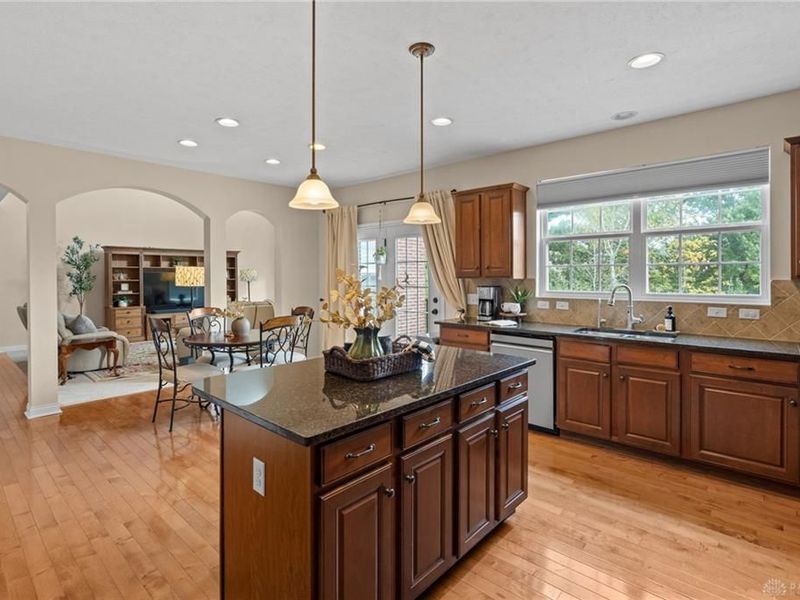 11016 Cobble Brook Drive, Centerville, OH 45458 Photo 14