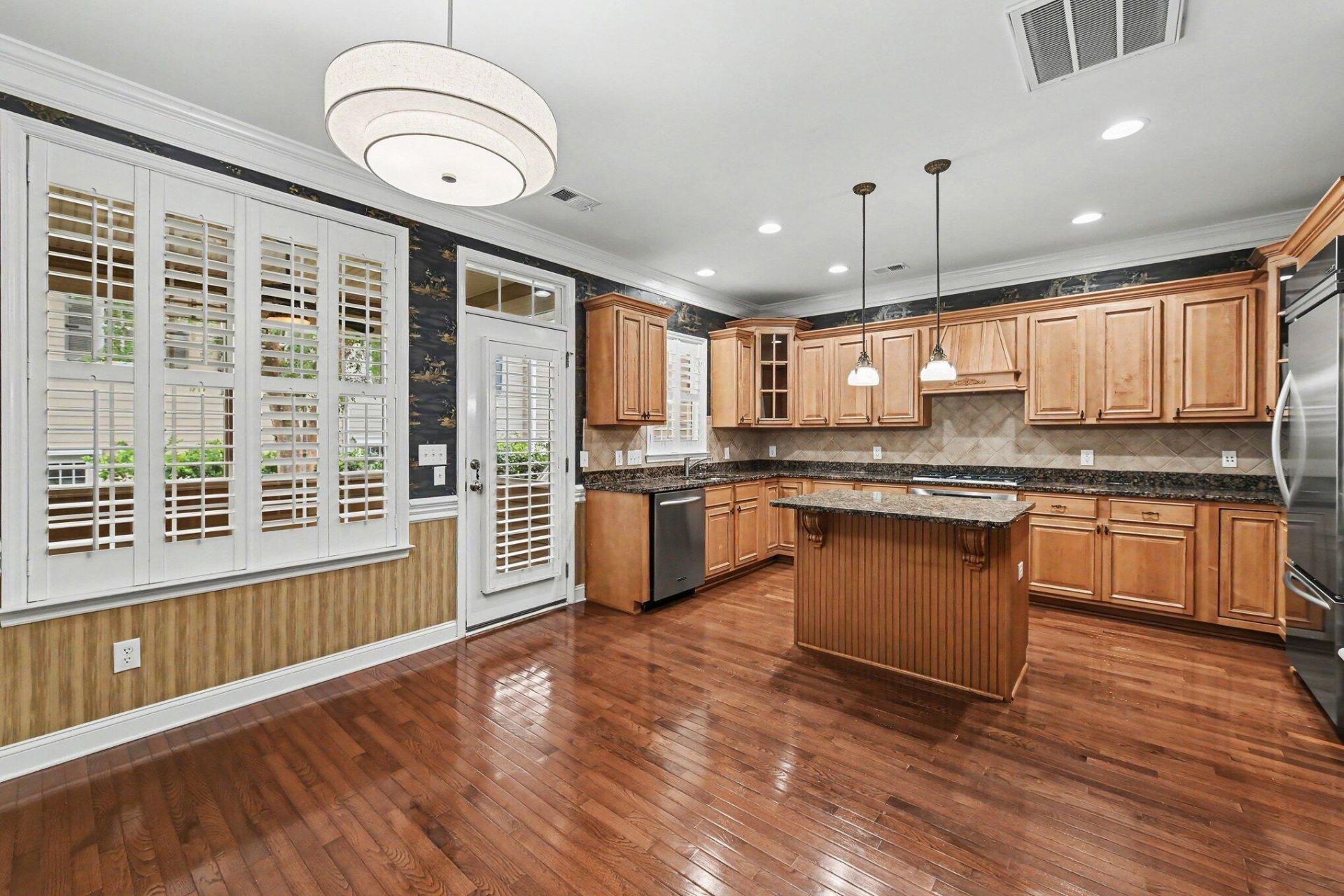 1812 Pierce Street Photo 11