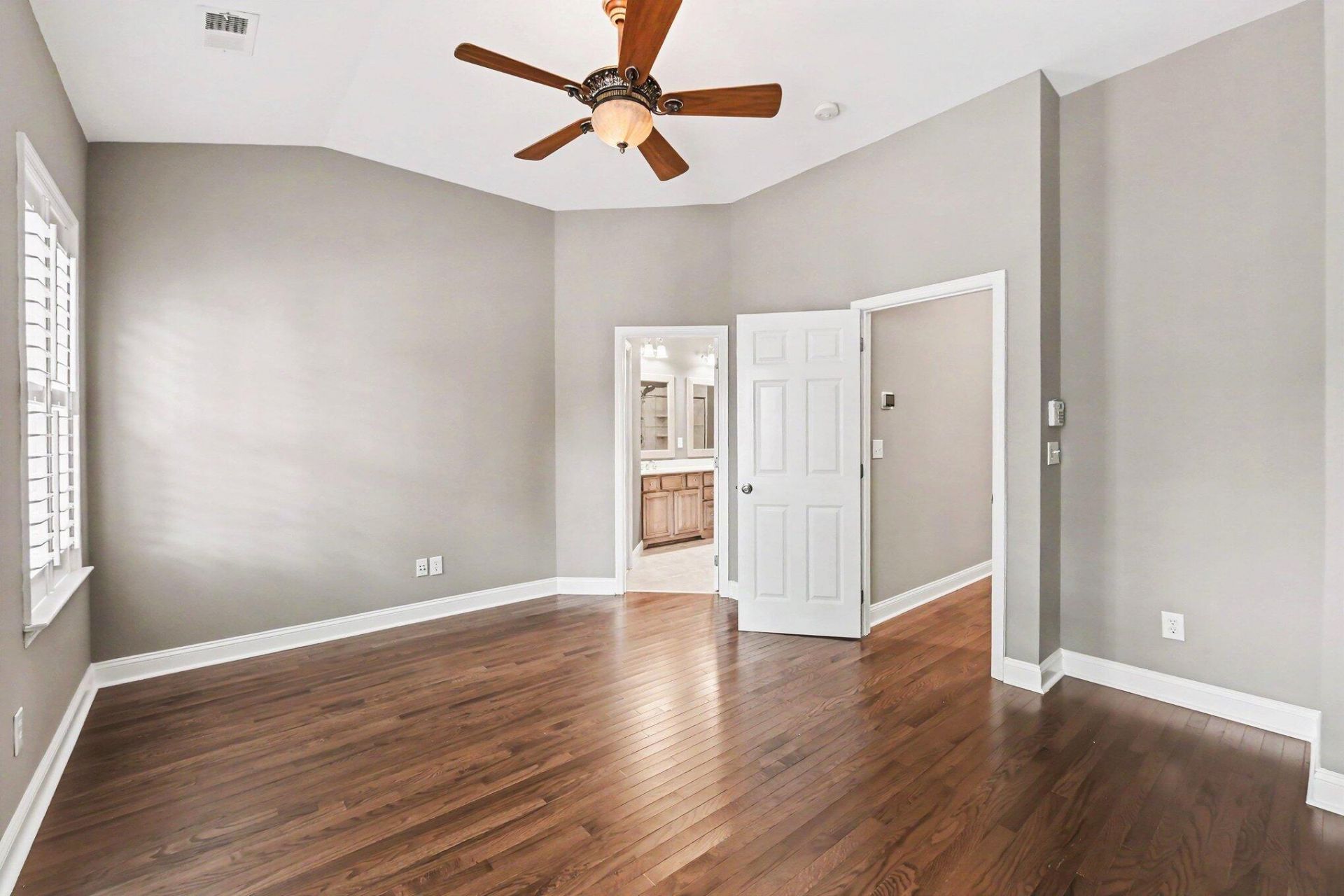 1812 Pierce Street Photo 17