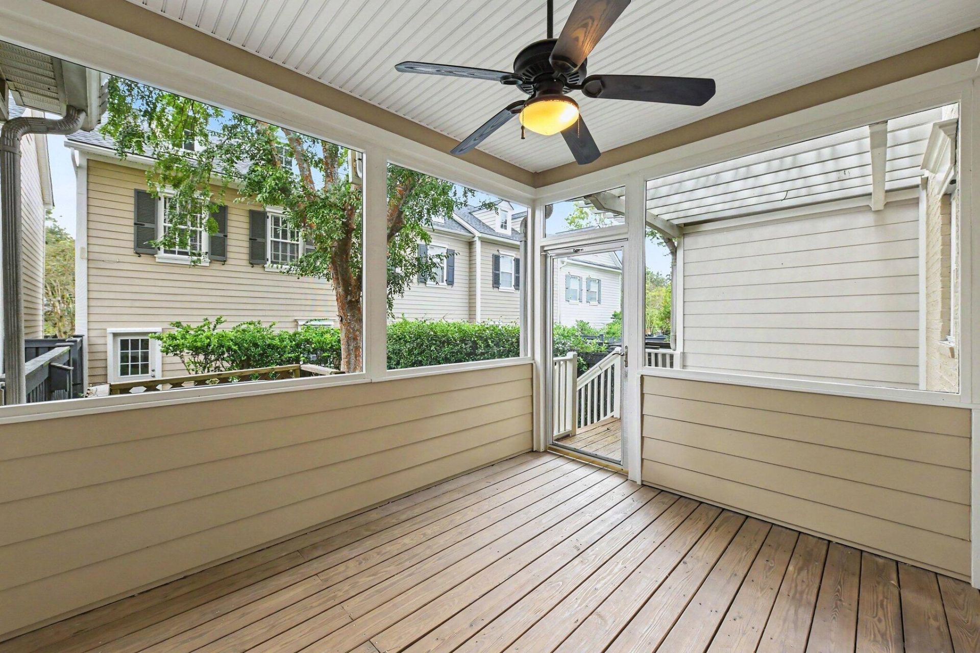 1812 Pierce Street Photo 28