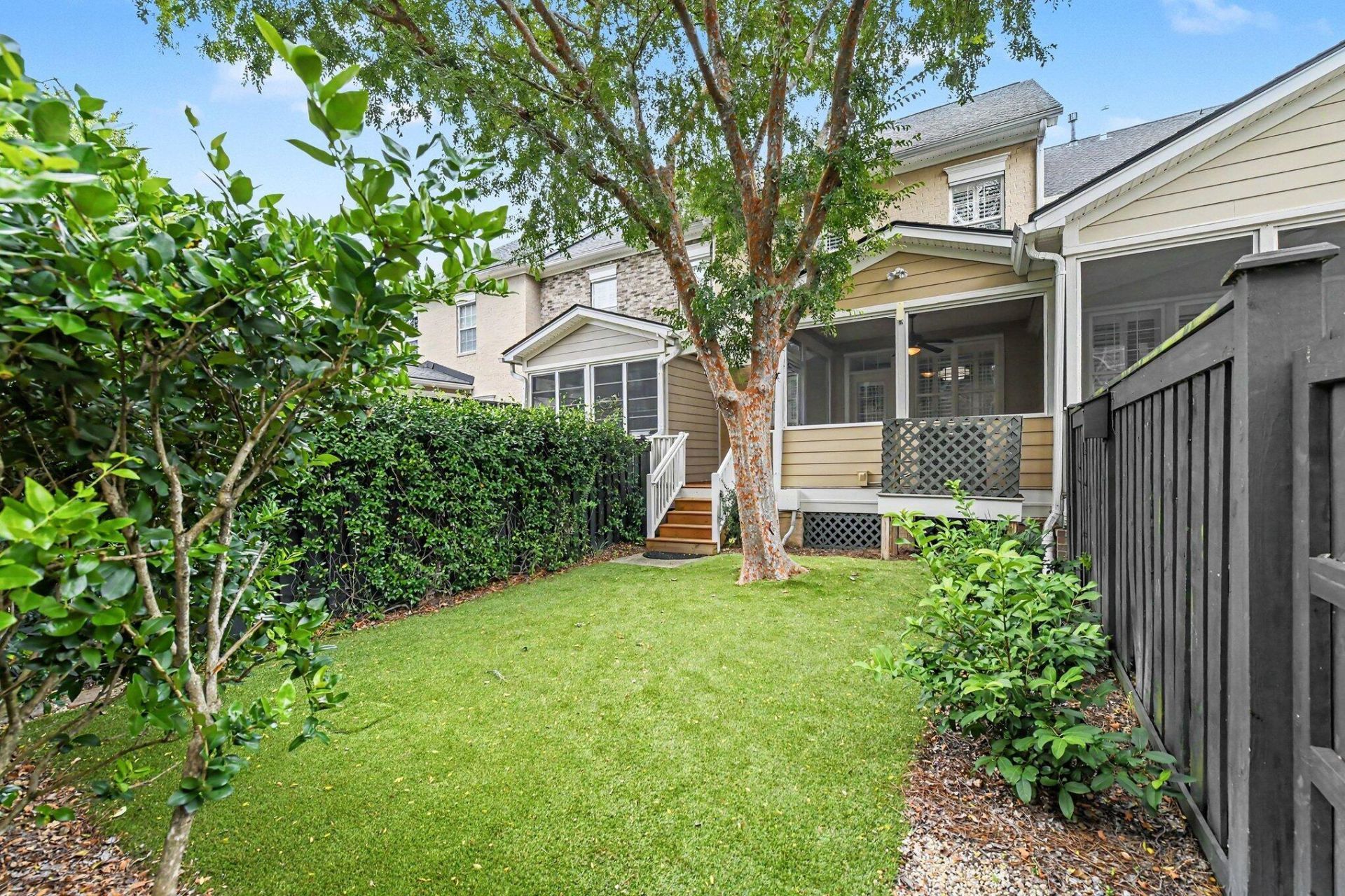 1812 Pierce Street Photo 29