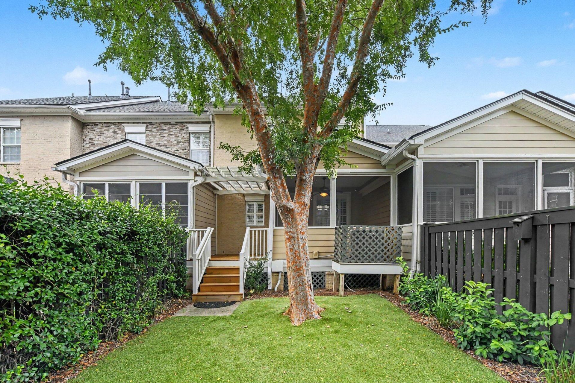 1812 Pierce Street Photo 30