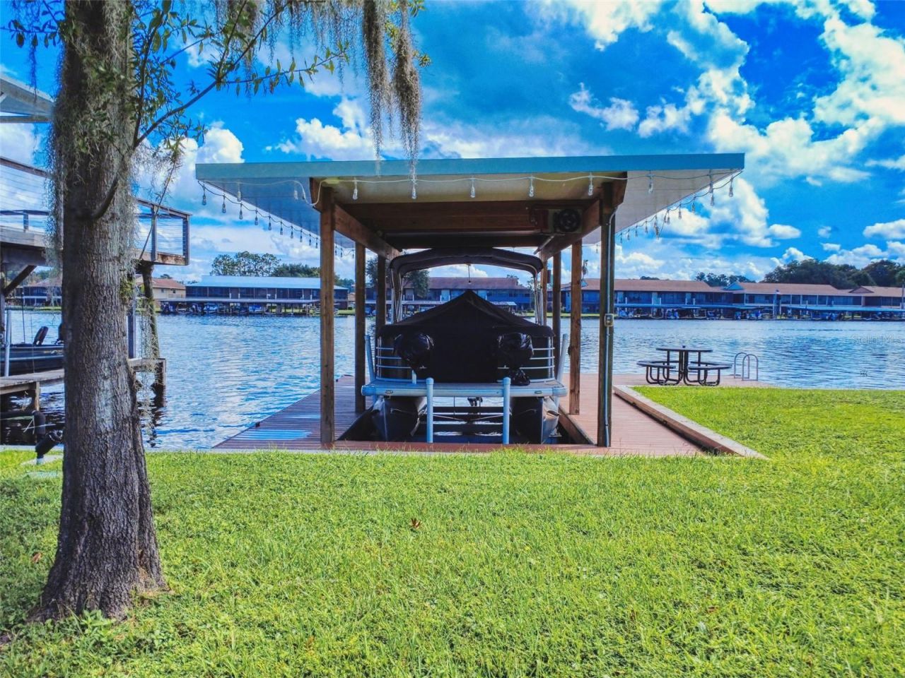 56108 Sawgrass Road , Astor, FL 32102 Photo