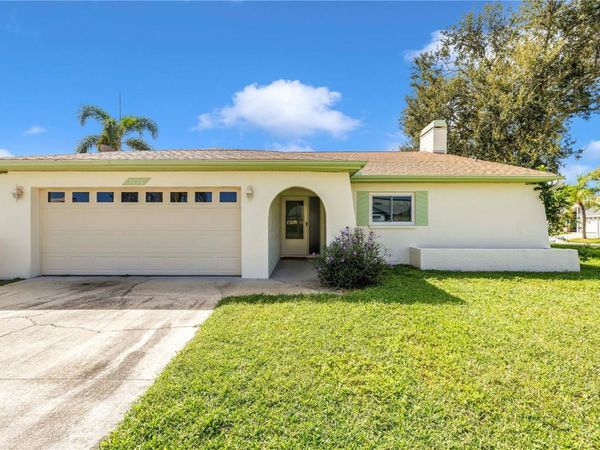 7178 121ST TERRACE , LARGO, FL 33773