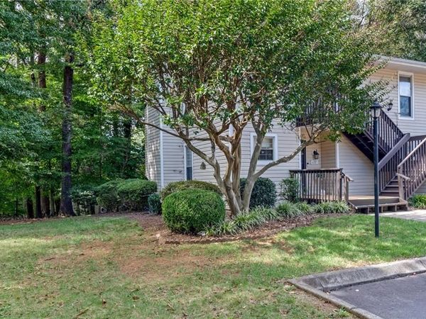 178 Driftwood Lane, Winston-Salem, NC 27104