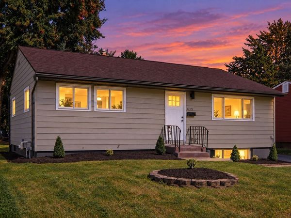 3594 Liv Moor Drive, Columbus, OH 43227