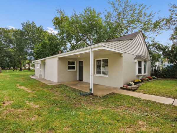 4912 Harrisburg Pike , Grove City, OH 43123