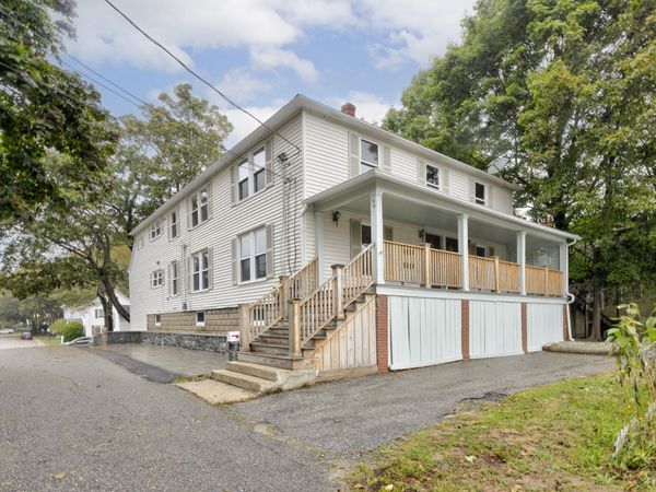 44 Warren Avenue , Cape Elizabeth, ME 04107
