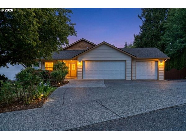 455 B ST, Columbia City, OR 97018