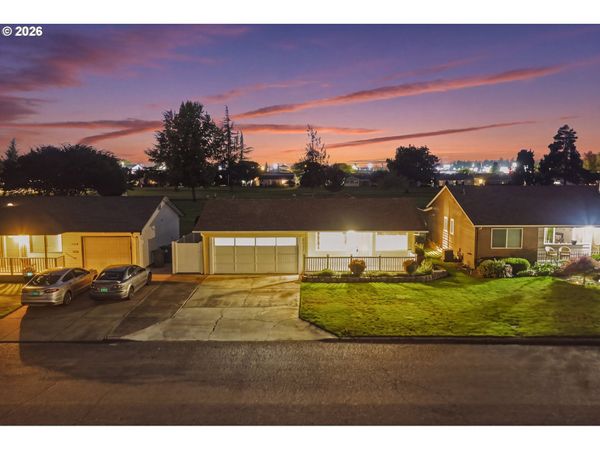 1131 PRINCETON RD, Woodburn, OR 97071