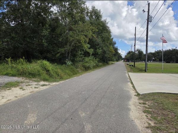 303 Julia Street, Bay Saint Louis, MS 39520