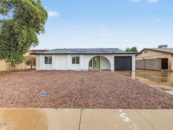 8925 W MEADOWBROOK Avenue, Phoenix, AZ 85037