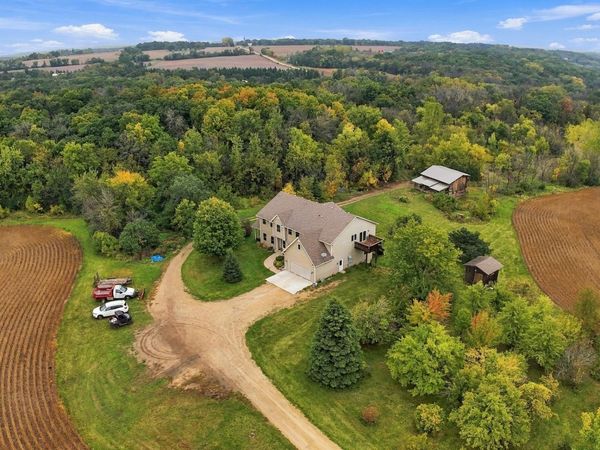 8925 280th Street W, Northfield, MN 55057