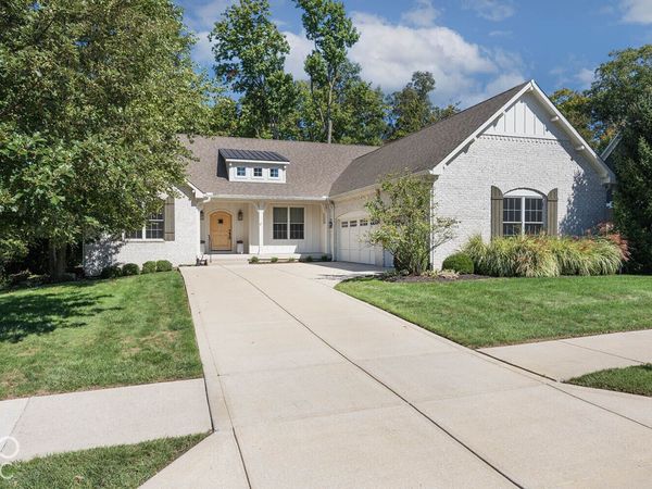 6562 W May Apple Drive, McCordsville, IN 46055