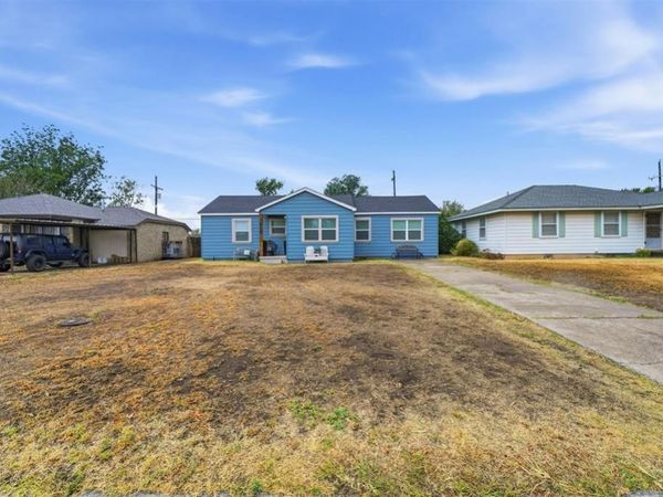 615 N Lowe Street, Hobart, OK 73651