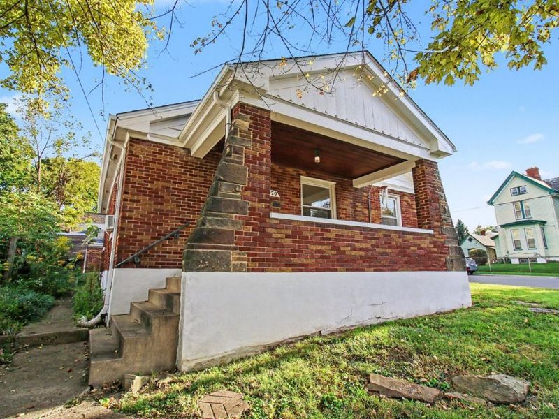 120 E Benson Street, Reading, OH 45215 Photo 2