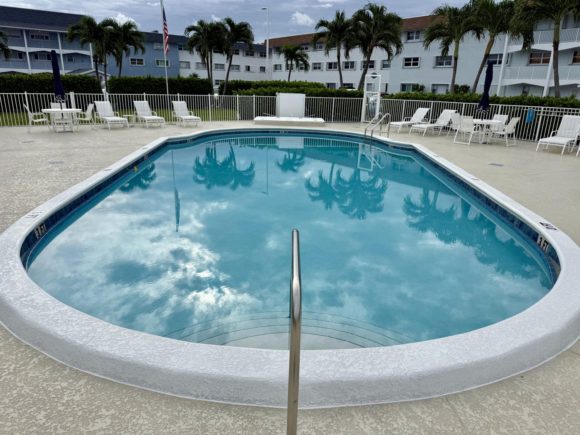 110 Shore Court, Unit 106, North Palm Beach, FL 33408 Photo
