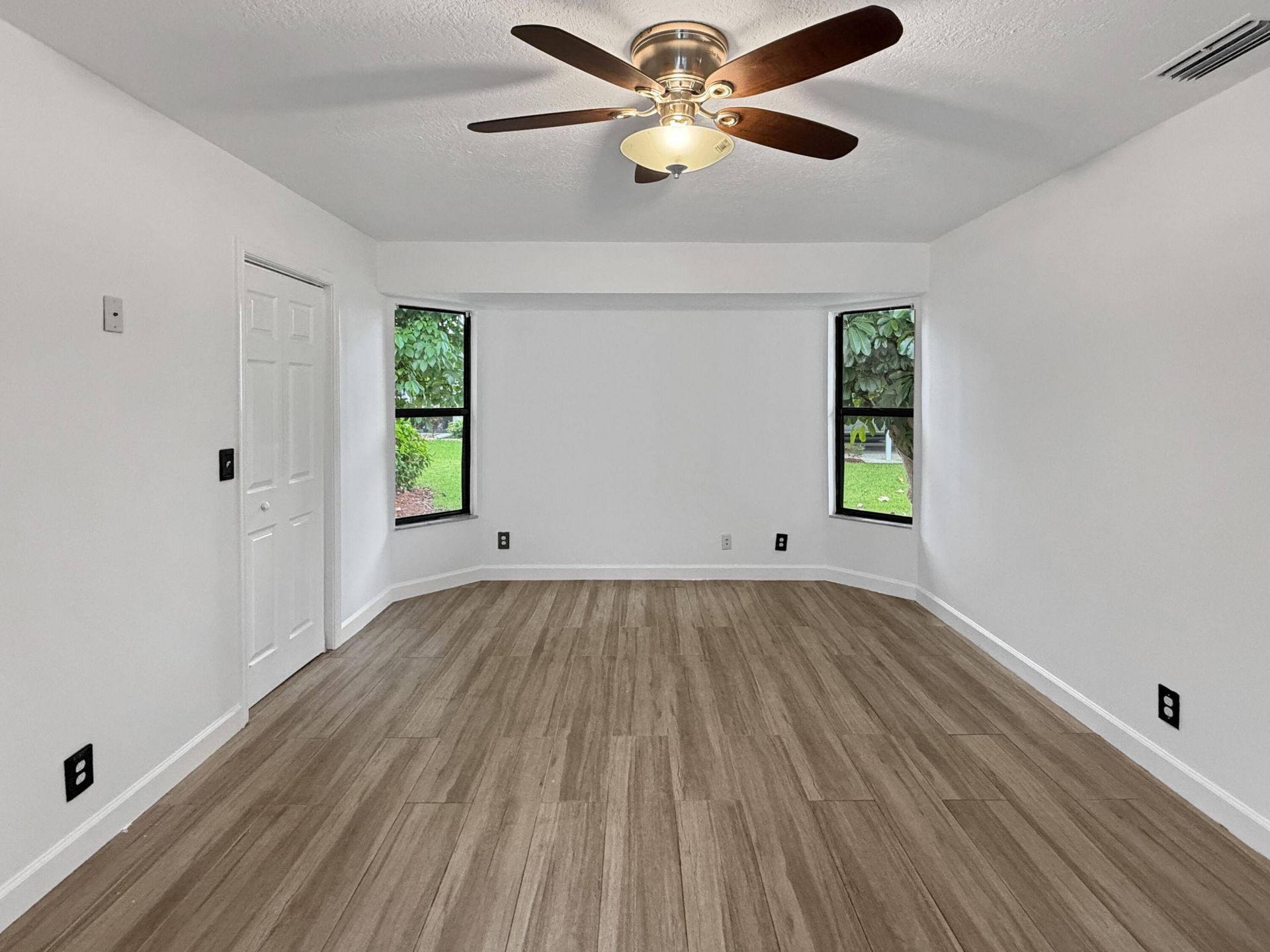 102 Valencia Street, Royal Palm Beach, FL 33411 Photo