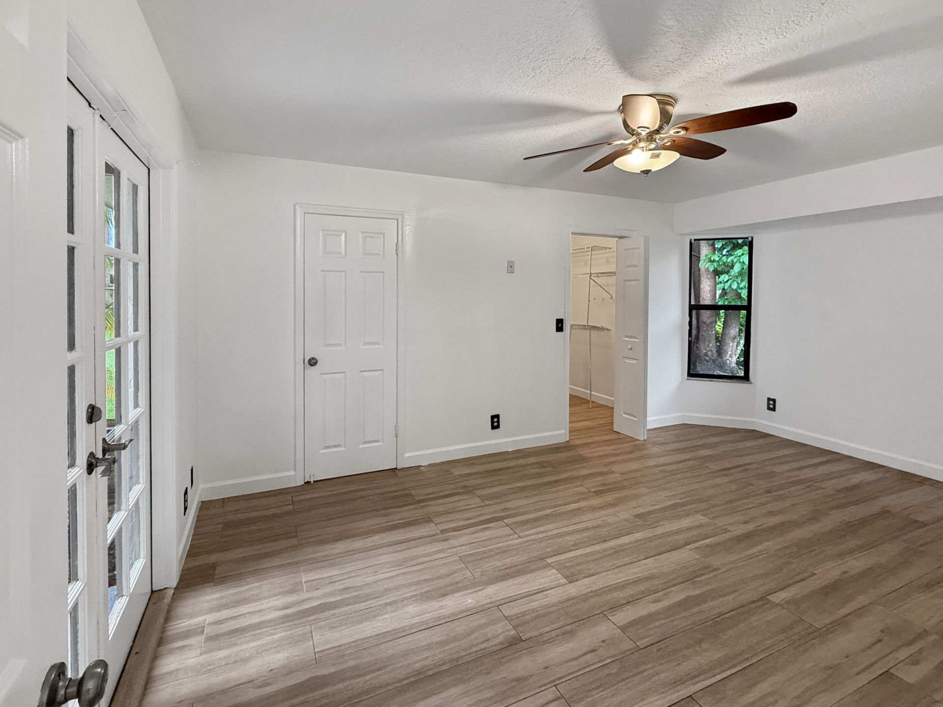 102 Valencia Street, Royal Palm Beach, FL 33411 Photo