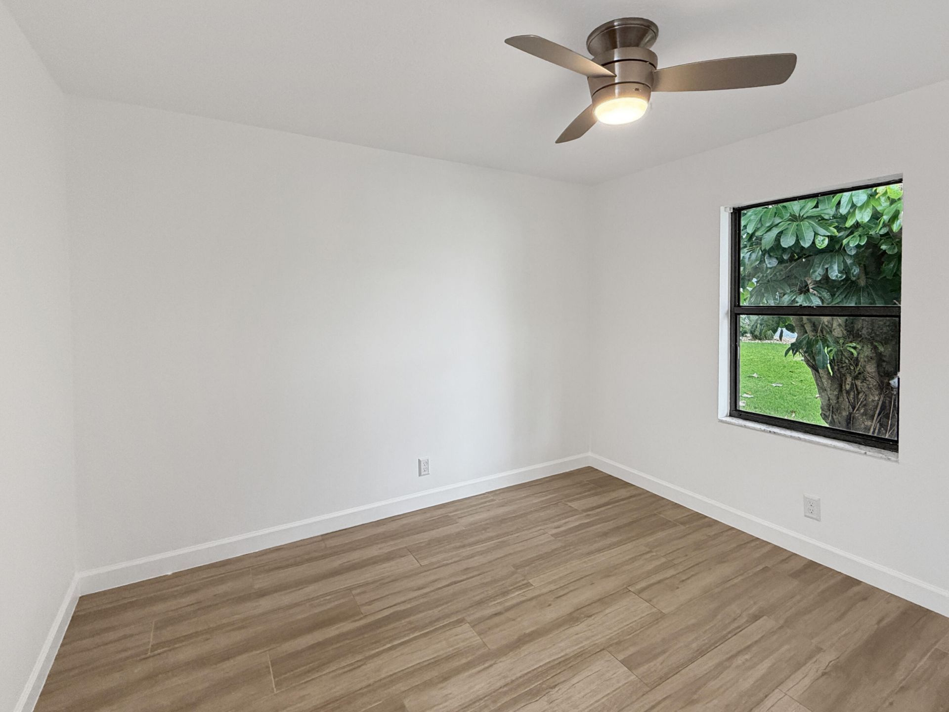 102 Valencia Street, Royal Palm Beach, FL 33411 Photo