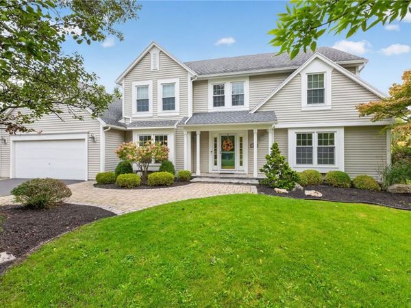 16 Wallingford Rise , Fairport, NY 14450
