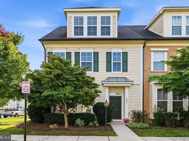 9228 ALVYN LAKE CIRCLE, BRISTOW, VA 20136