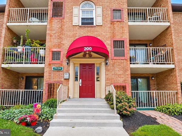 212 GOVERNOR CIRCLE, WILMINGTON, DE 19809