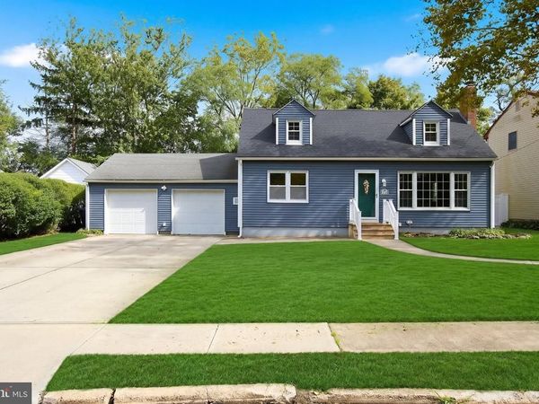 9 HEDGE STREET, TOMS RIVER, NJ 08753