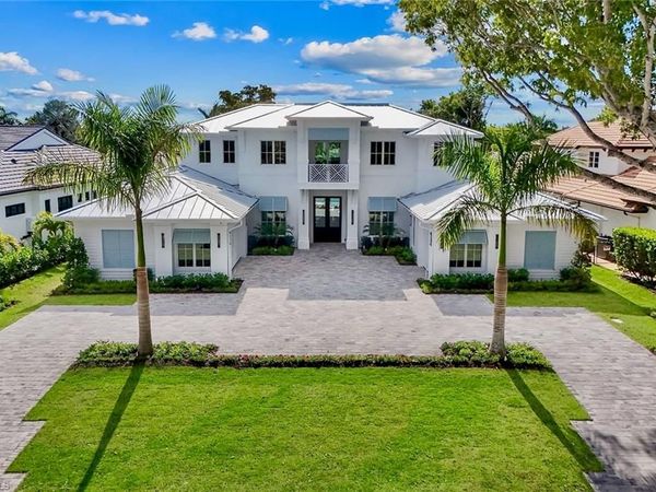 788 Riviera DR , NAPLES, FL 34103