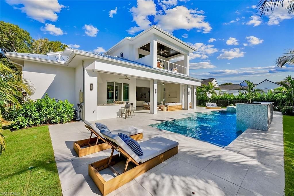 788 Riviera Dr , Naples, FL 34103 Photo