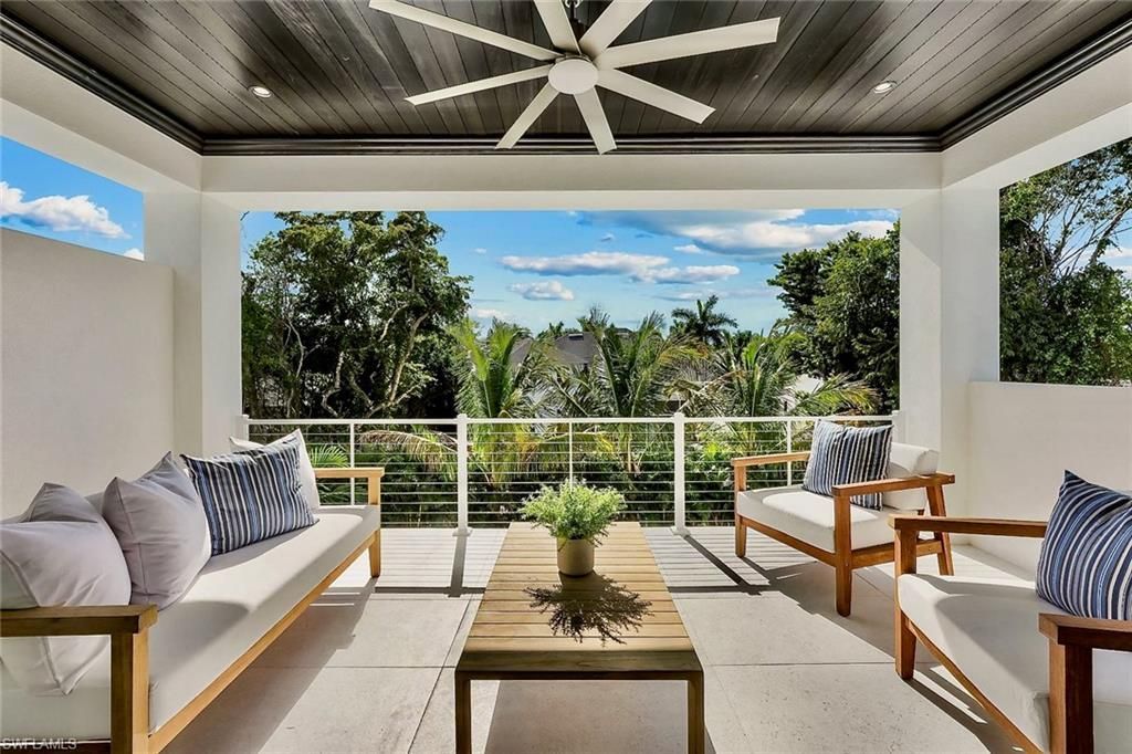 788 Riviera Dr , Naples, FL 34103 Photo
