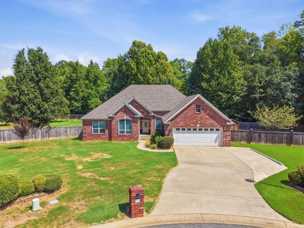 17 Charleston Cove, Cabot, AR 72023