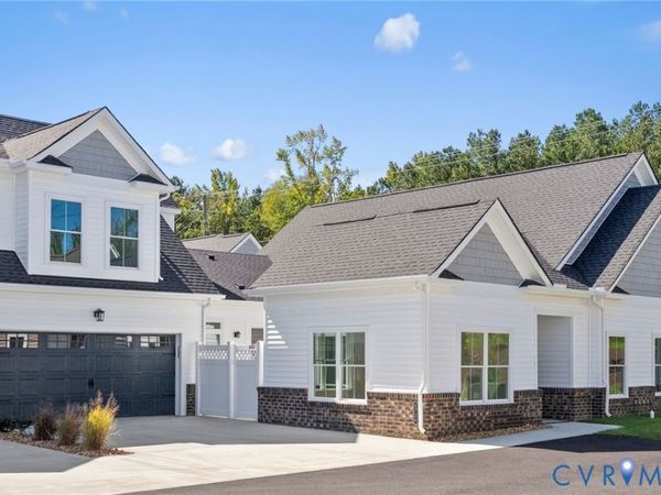 6726 Mayland Ridge Lane, Moseley, VA 23120