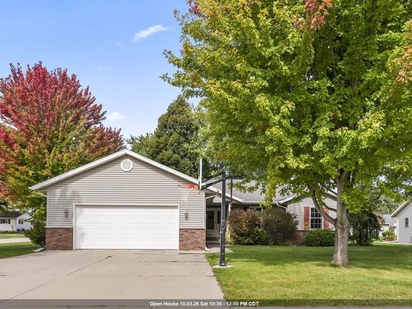 450 BITTERSWEET LANE, Waupun, WI 53963