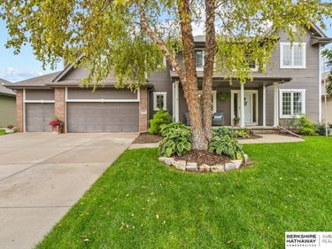 20134 Douglas Street, Omaha, NE 68022