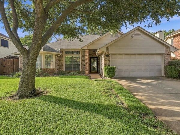 515 Post Oak Road , Grapevine, TX 76051