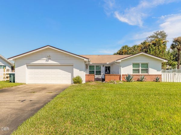 879 W Coquina Drive, Daytona Beach, FL 32117
